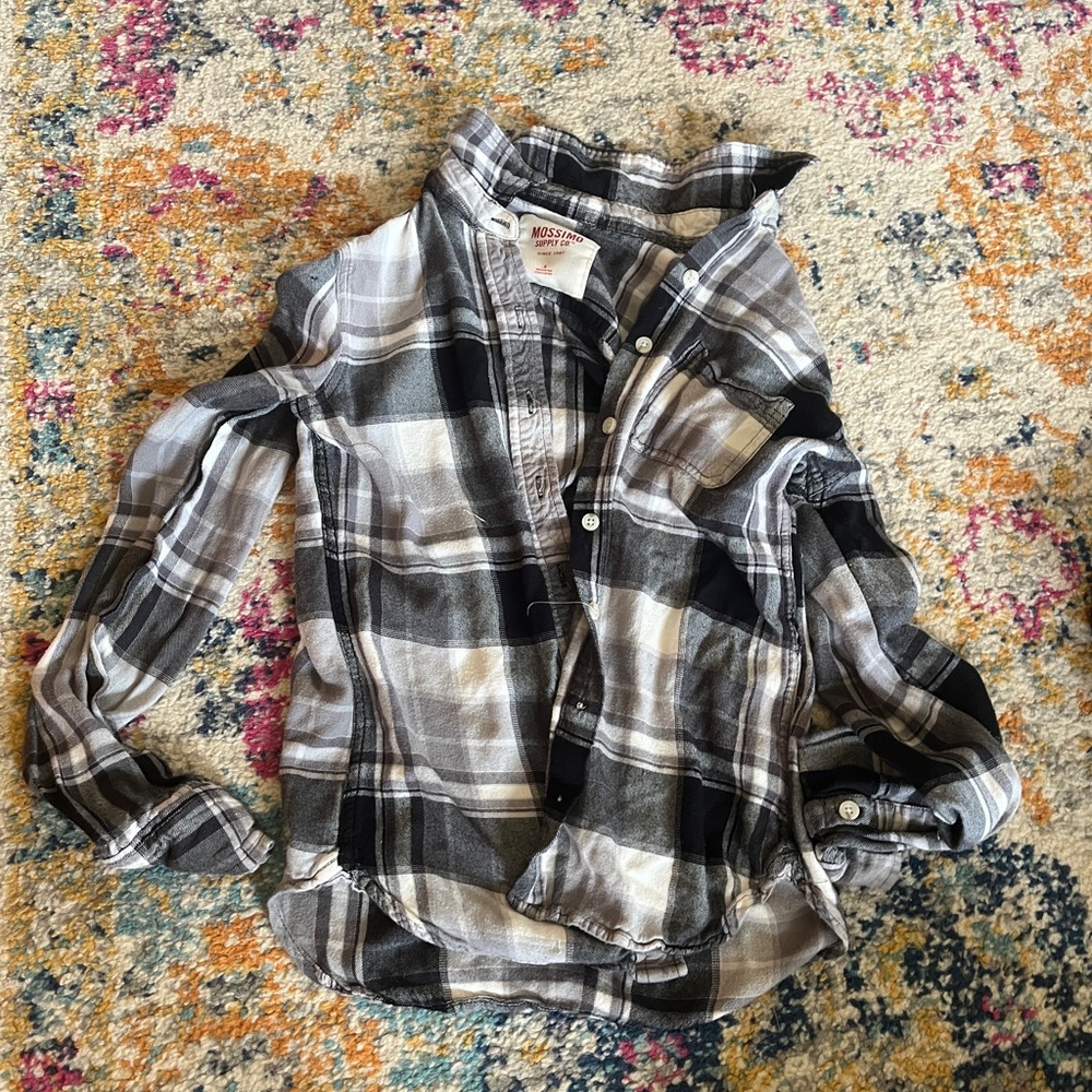 Mossimo black and white flannel